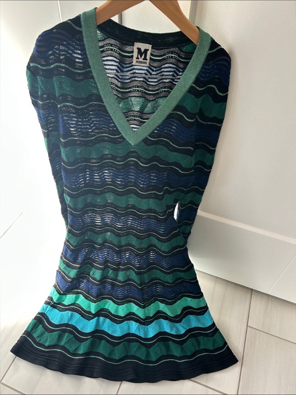 Missoni Wave-Pattern Long-Sleeve V-Neck Knit Dress in Green & Blue